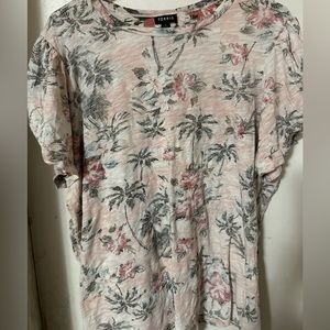 Palm tree print tee